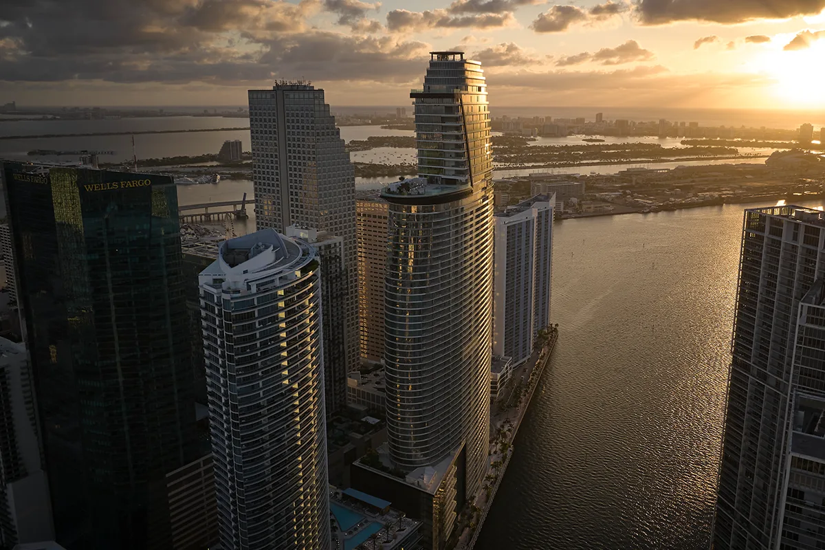 Aston Martin Residences — Edificio 1