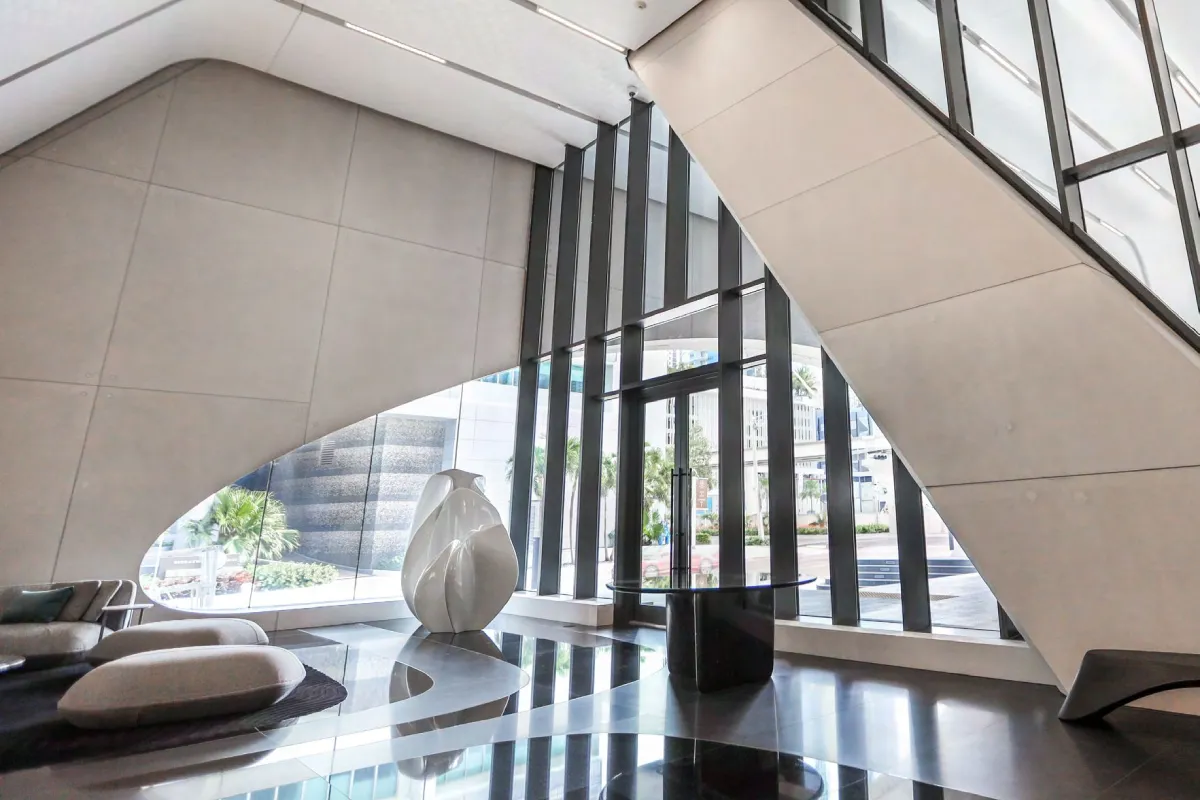 Mercedes-Benz Places — Amenidades 10